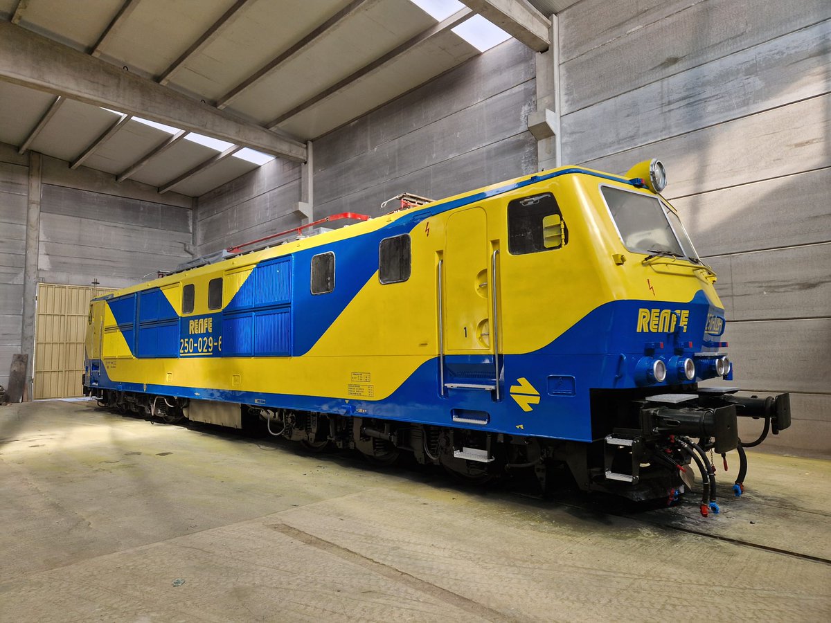 Museu del Ferrocarril a Móra la Nova tweet media