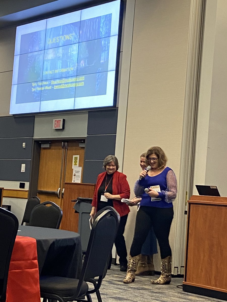 Stay in formed with public education! Moak Casey with the Oscar! 🏆<a href="/tsnaptalk/">TSNAP</a> #BPF2025