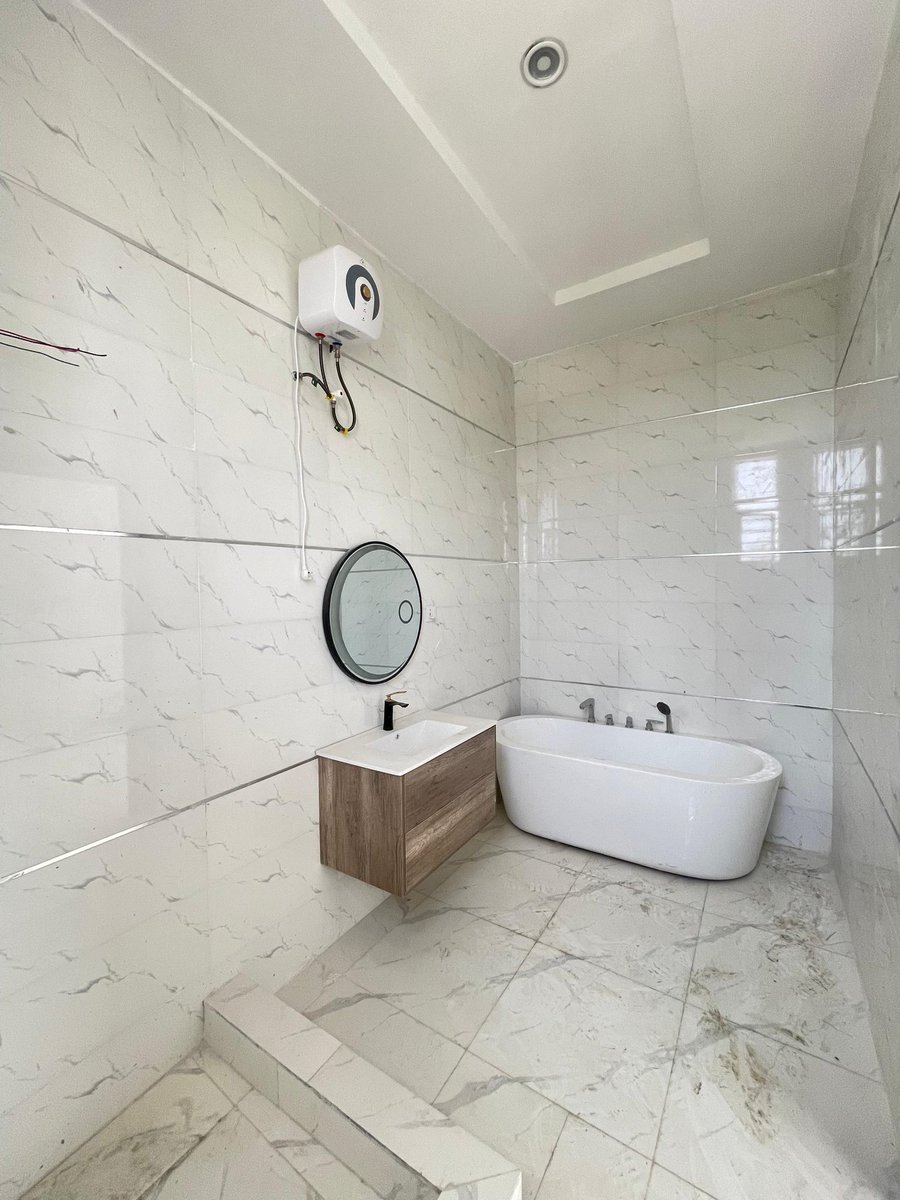 flopsb's tweet image. 5 Bedroom Fully Detached Duplex with BQ.

📍Location: ORCHID

💰Price: N170M

Title: Governor’s Consent

Call/Whatsapp: 08111355363
Email: Hellopropertymogul@gmail.com 

#realestate #thepropertymogul #viralreels #home #lagosbusinessowners #luxury #pixoftheday #viralpost