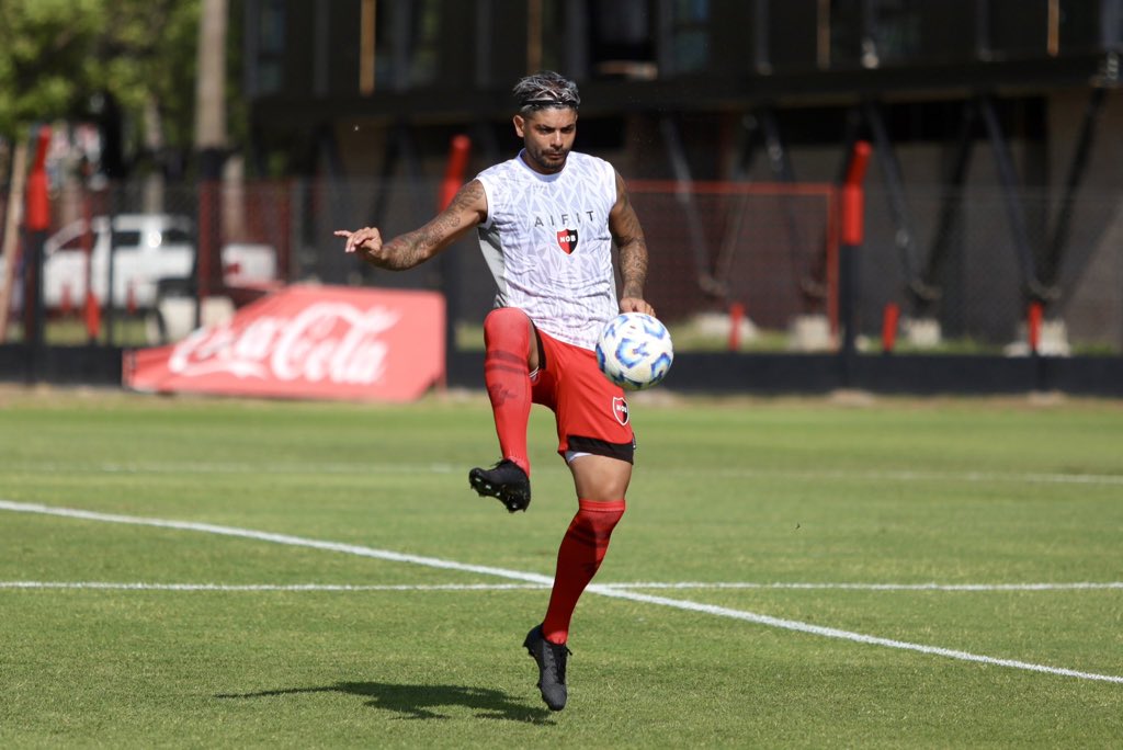 Banega media tweet media