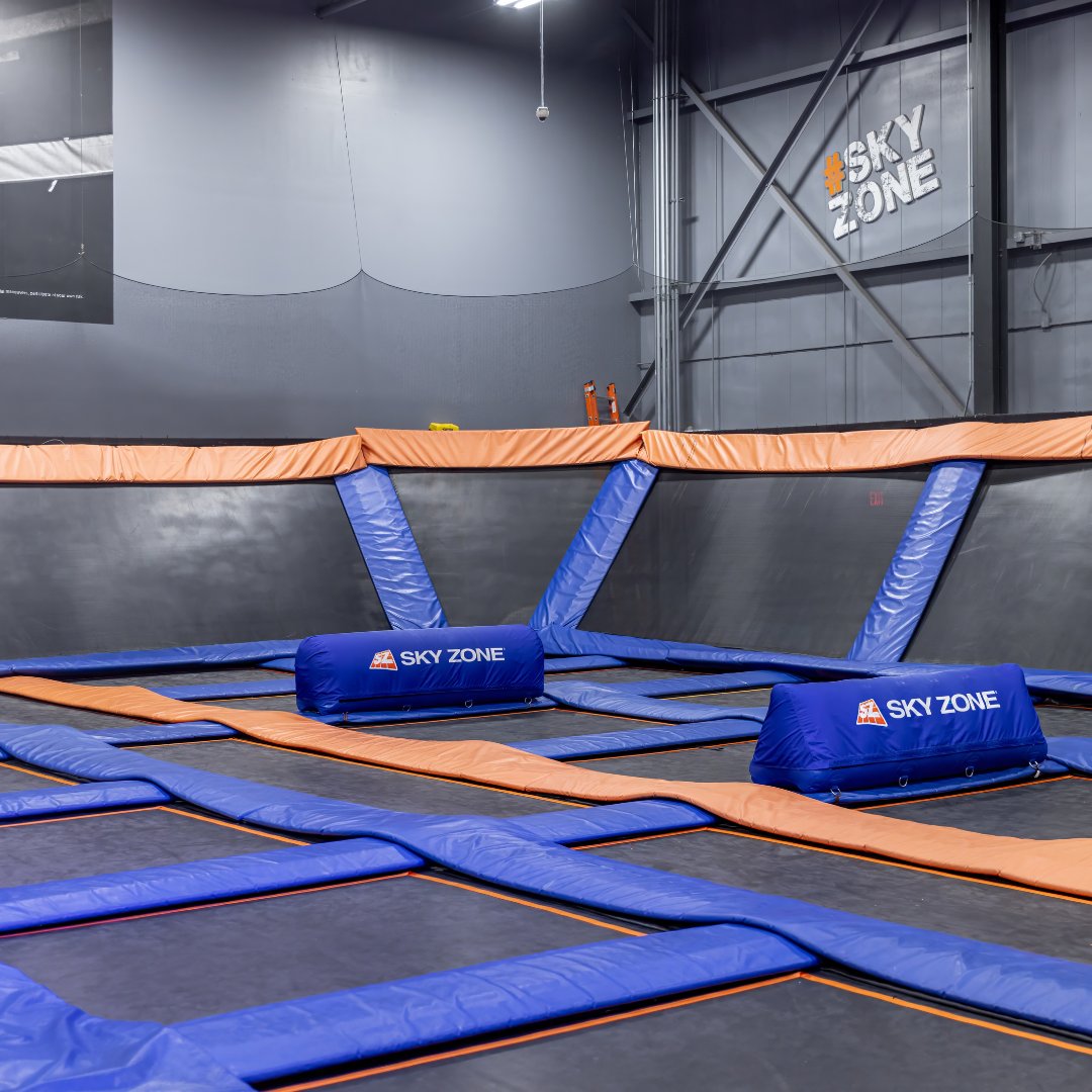 POV except this is your POV all year bc you got an Annual Pass to #SkyZone 😍

Grab your Annual Pass at skyzone.com/annual-pass-20… 🌟