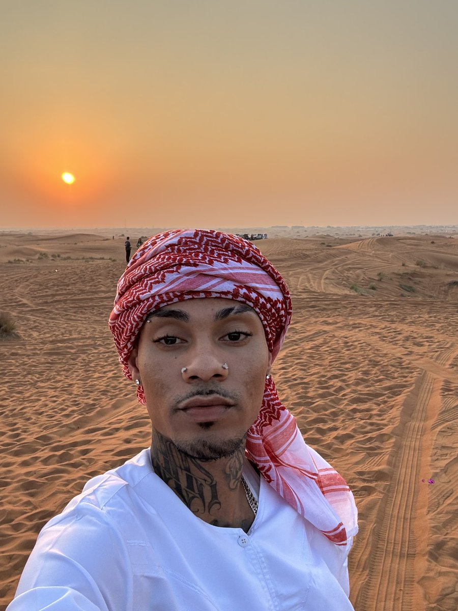djcaioprince's tweet image. 💦 حتى أتبلل بالكامل!