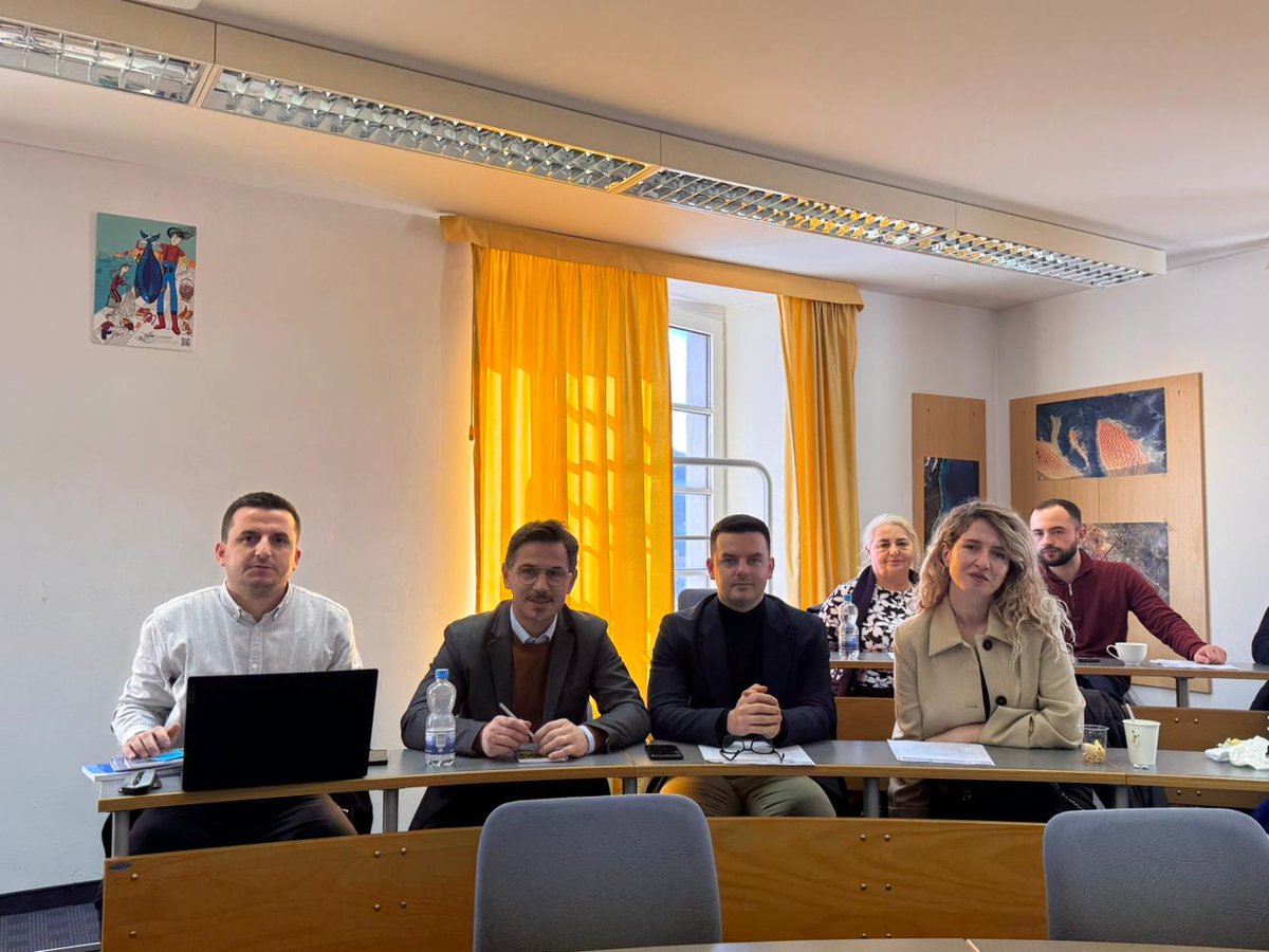 UBTEducation's tweet photo. As part of the #COWEB project, the Faculty of #Management, #Business, and #Economics team represented #UBT at @emuni in #Piran, #Slovenia. 🌍✨They discussed #VCL achievements, future plans, international collaborations, and a book on VCL. 📘🚀
Leading the Way
#jointheLEADER https://t.co/2h6GVHRKQY