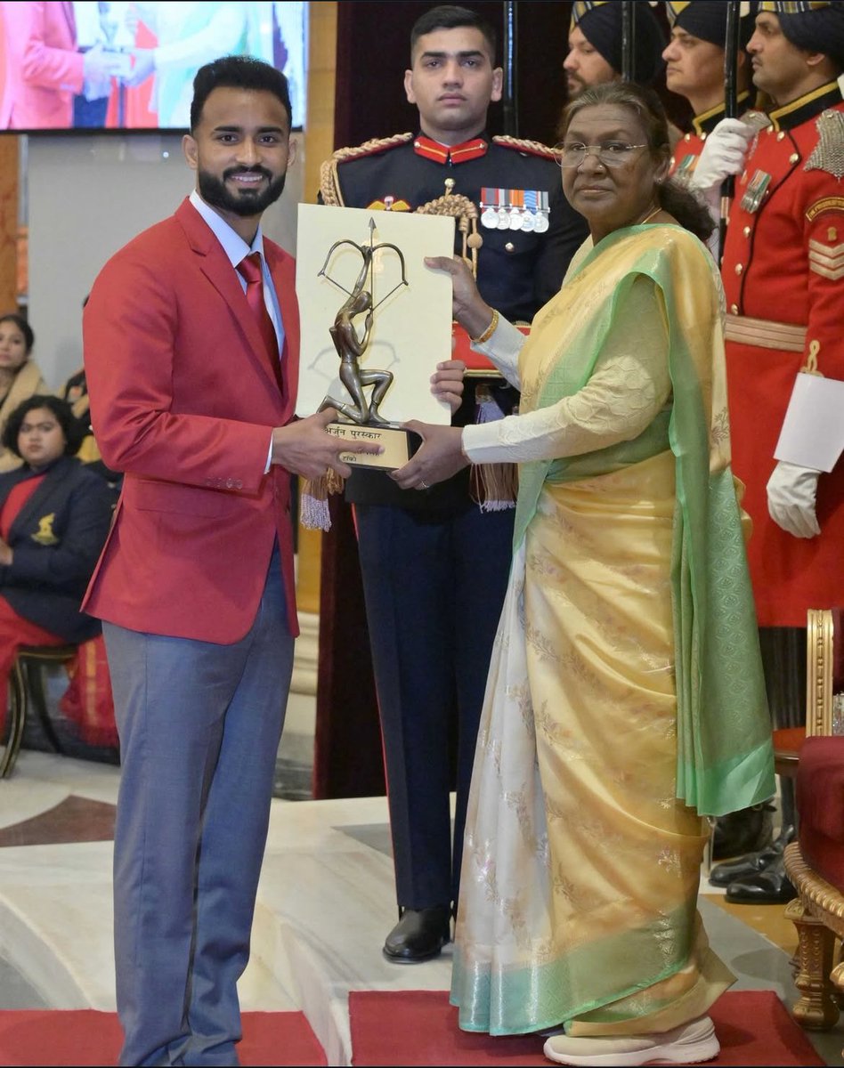pnbindia's tweet photo. Punjab National Bank congratulates its illustrious Olympians, Mr. Abhishek and Mr. Sukhjeet Singh, stars of the Indian Field Hockey Team, on being felicitated with the prestigious #ArjunaAward. 

Their unwavering dedication to the sport and the nation is a source of immense pride for PNB.

#NationalSportsAwards #राष्ट्रीयखेलपुरस्कार #अर्जुनपुरस्कार #Congratulations #HockeyIndia #PNB