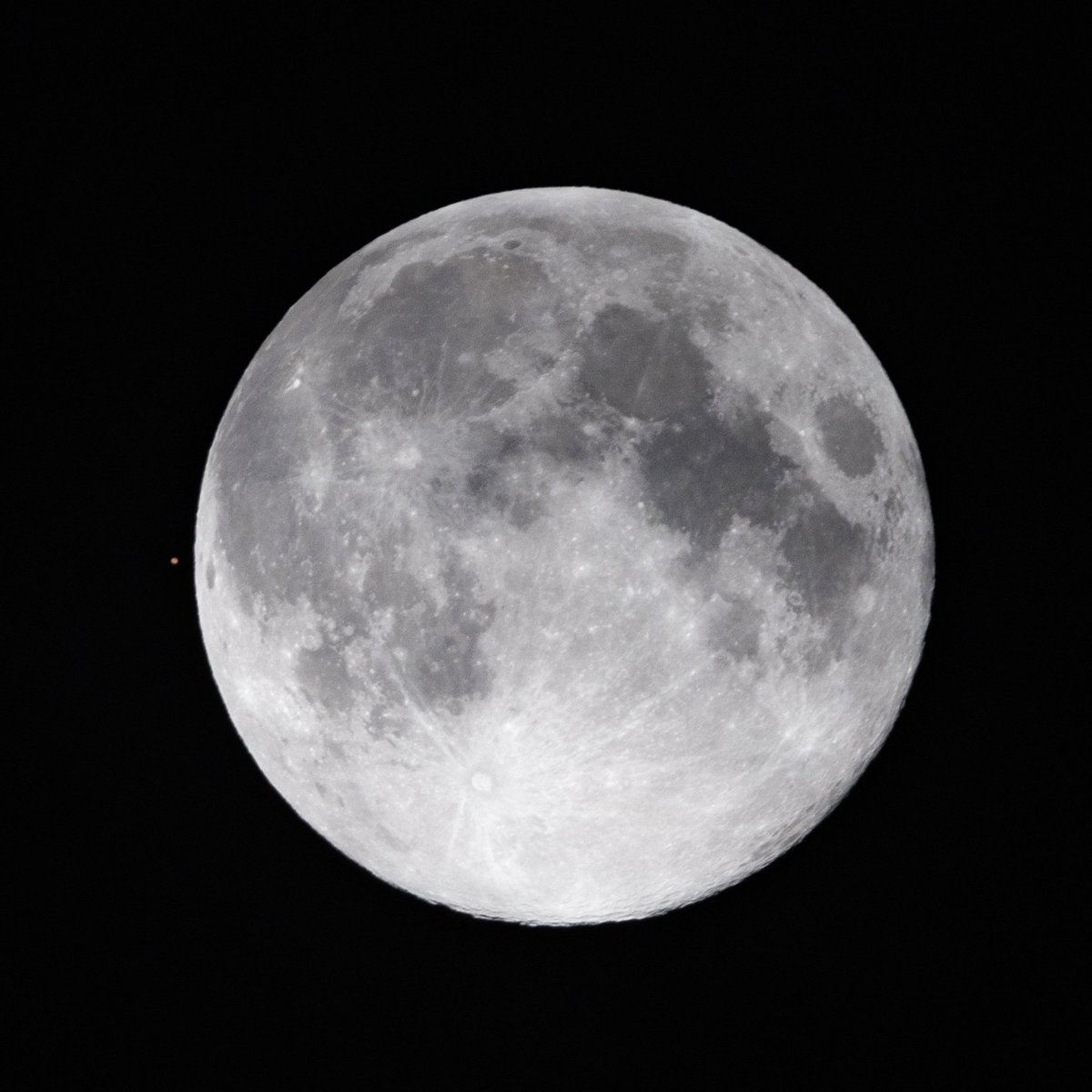 Thus Explained 🌎 tweet media