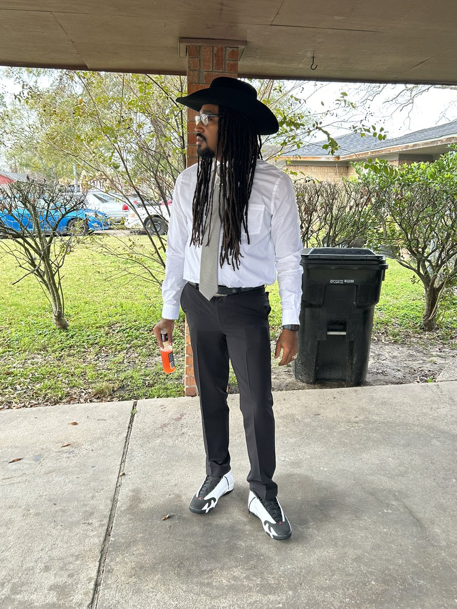 muddmademe's tweet photo. Mr Clean up nice #RipUnk https://t.co/pybu0F3Djd