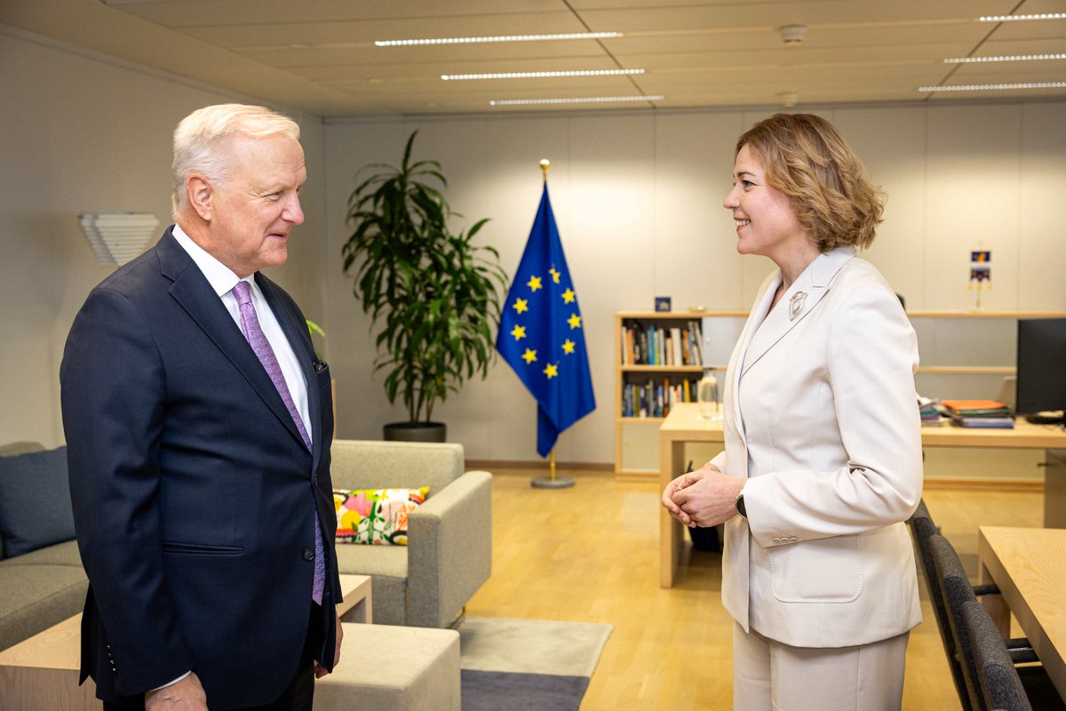 Olli Rehn (@ollirehn) on Twitter photo It was a pleasure to meet Executive Vice President <a href="/HennaVirkkunen/">Henna Virkkunen</a> in Brussels. We changed views on the best ways Europe can reduce the negative effects of the US-China trade war on innovations and technological advancement. It was a pleasure to meet Executive Vice President <a href="/HennaVirkkunen/">Henna Virkkunen</a> in Brussels. We changed views on the best ways Europe can reduce the negative effects of the US-China trade war on innovations and technological advancement.