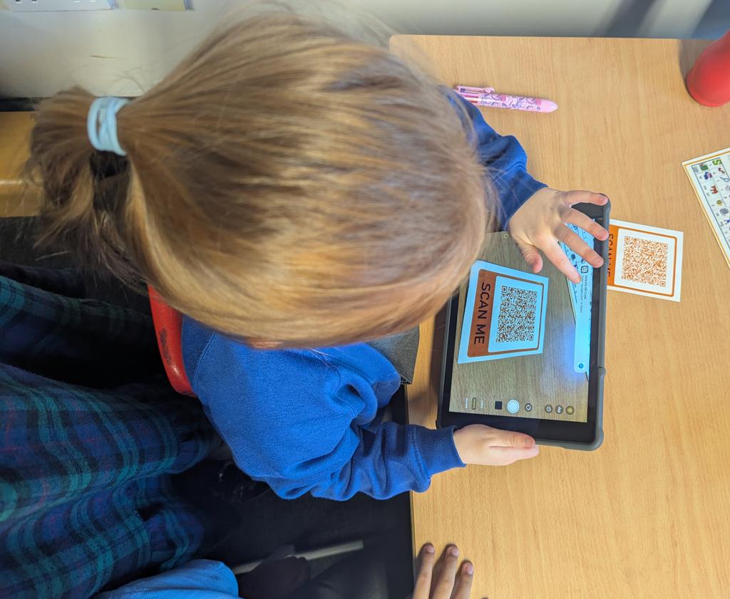 Miss Muir tweet media