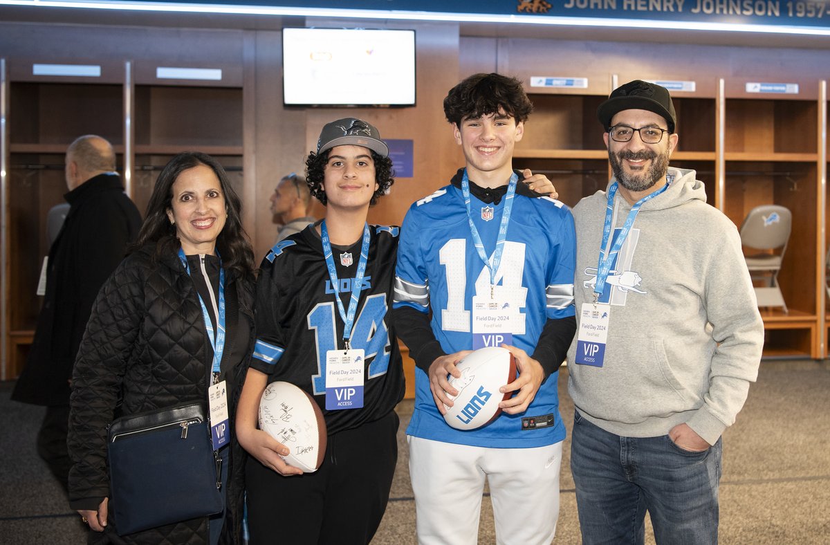 GameOnCancerDET's tweet image. 📷 Field Day photos are ready! 🎉 Find your favorite shots of you and your family from the event and comment them below. 💙

Check them out here 👉 henryfordgalleries.com/Events/Communi…

#GameOnCancer #HenryFordHealth #CancerSupport #NonProfit #GOCFieldDay24