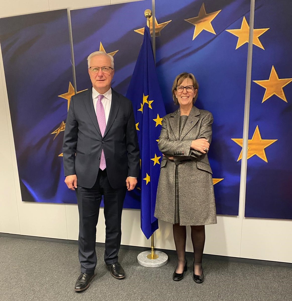 Olli Rehn (@ollirehn) on Twitter photo Got an excellent briefing from <a href="/VDombrovskis/">Valdis Dombrovskis</a> about his priorities regarding the EU’s economic governance framework and from Maria Luís Albuquerque, Commissioner for Financial Services and the Savings and Investments Union. Got an excellent briefing from <a href="/VDombrovskis/">Valdis Dombrovskis</a> about his priorities regarding the EU’s economic governance framework and from Maria Luís Albuquerque, Commissioner for Financial Services and the Savings and Investments Union.