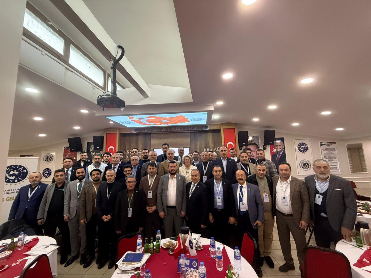 ersiad24's tweet photo. “Yeni üyelerimizle düzenlediğimiz kahvaltı programında hem tanıştık hem de iş birliğimizi ve dayanışmamızı pekiştirdik. Daha büyük hedeflere hep birlikte ulaşacağız. Katılım sağlayan tüm üyelerimize teşekkürler! 
#ersiad #BirlikteBaşaracağız #Dayanışma #Erzincan ” https://t.co/OE8Pd5pdVS