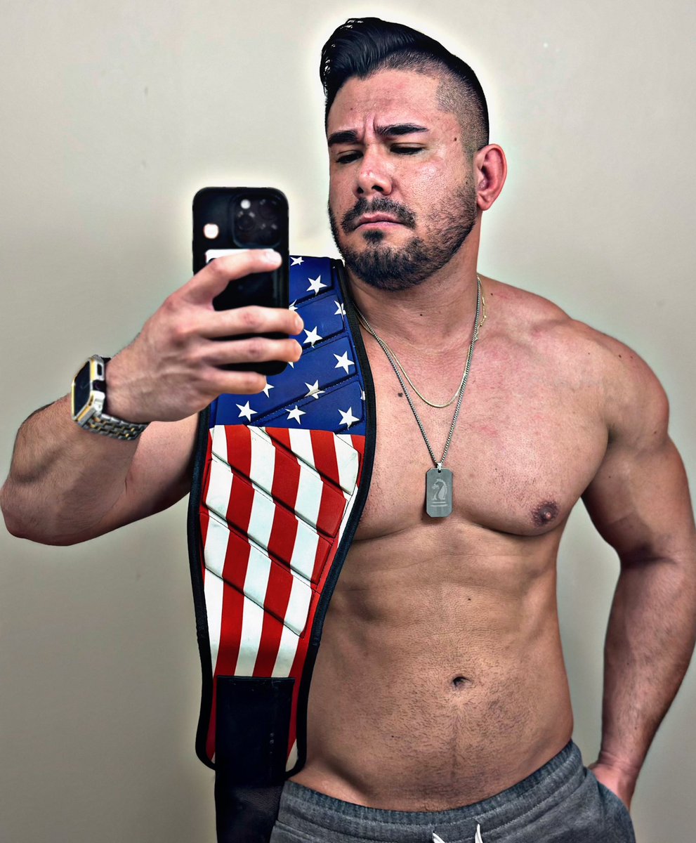 These colors don’t run. 

#American #NonGMO #CarbFree #liftheavyeatmore #domoresquats #glutenfreewarrior #assgasorgrass #cardiokills #allamerican