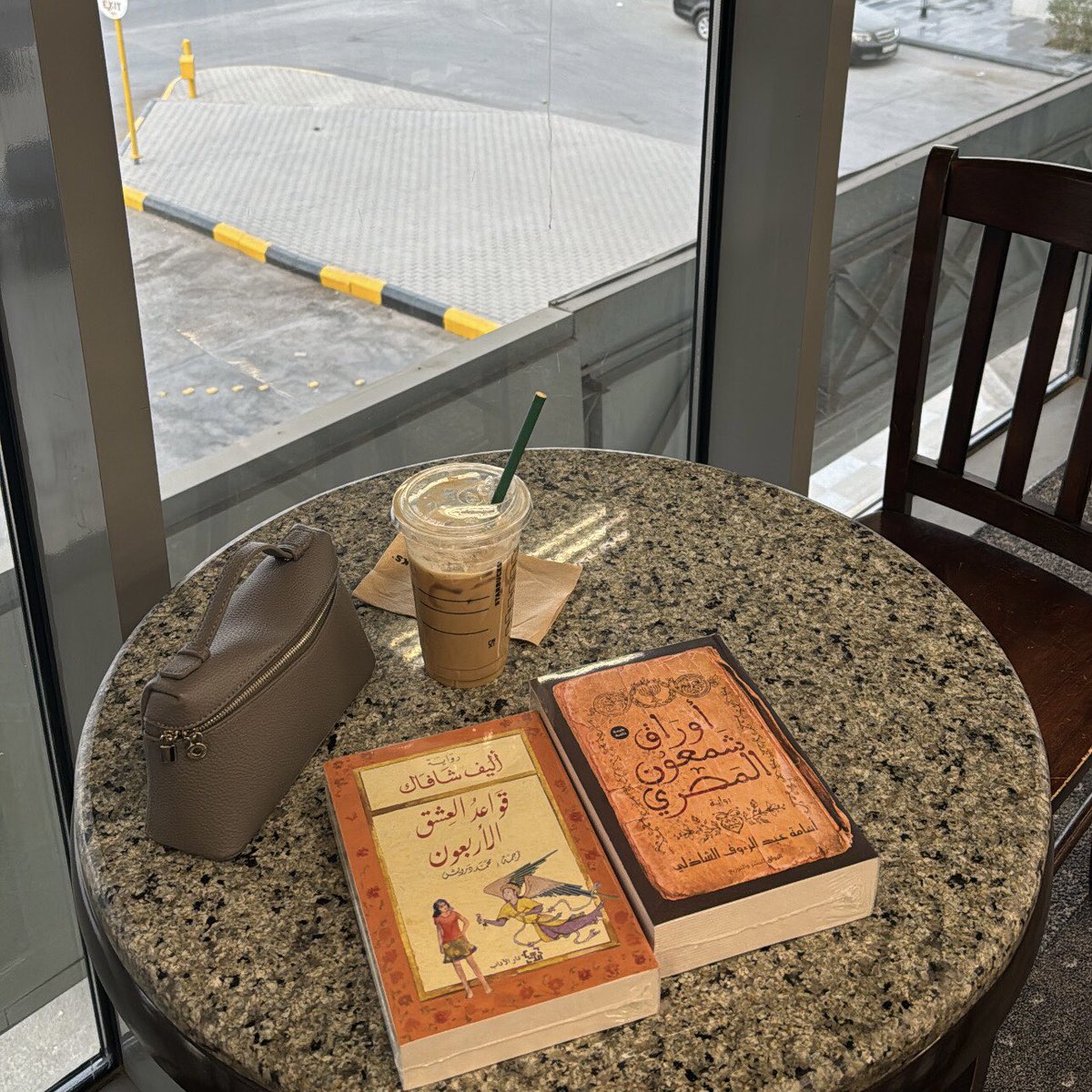 thesaone's tweet photo. عصر اليوم؛ البحث عن كتب جديدة 📚✨ https://t.co/Ewqzv7xgJd