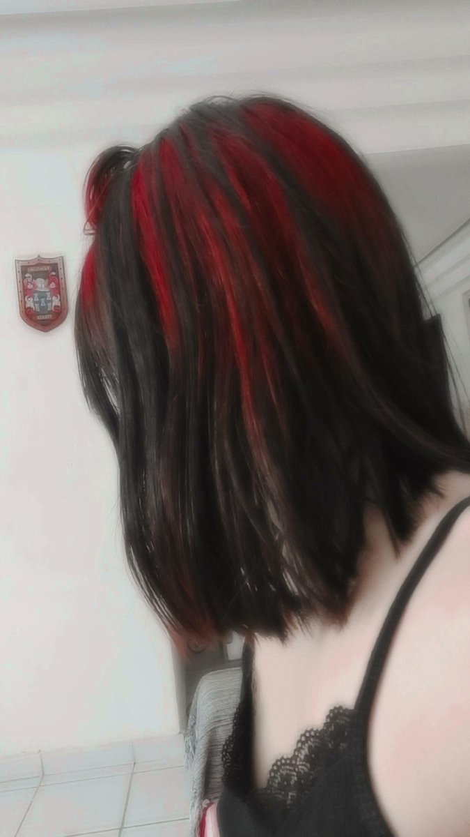 psikolereo's tweet image. esqueci de falar pros #crias mas lancei o shadow nao no meu cu mas no cabelo