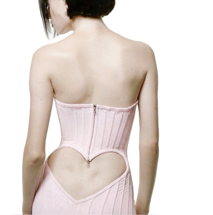 rosierpearl's tweet photo. frolov pink heart corsetry https://t.co/qUROfAhoMT