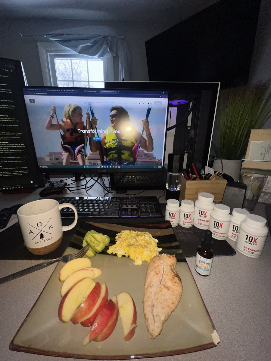 JSJStrong's tweet photo. @thegarybrecka You are an inspiration Gary! I’ve learned so much from you. Question as well. Should we be taking our D3 plus K2 with healthy fats for better absorption? I’ve heard that before but didn’t know if it mattered. Thanks brother. https://t.co/mR1MnZS1uT