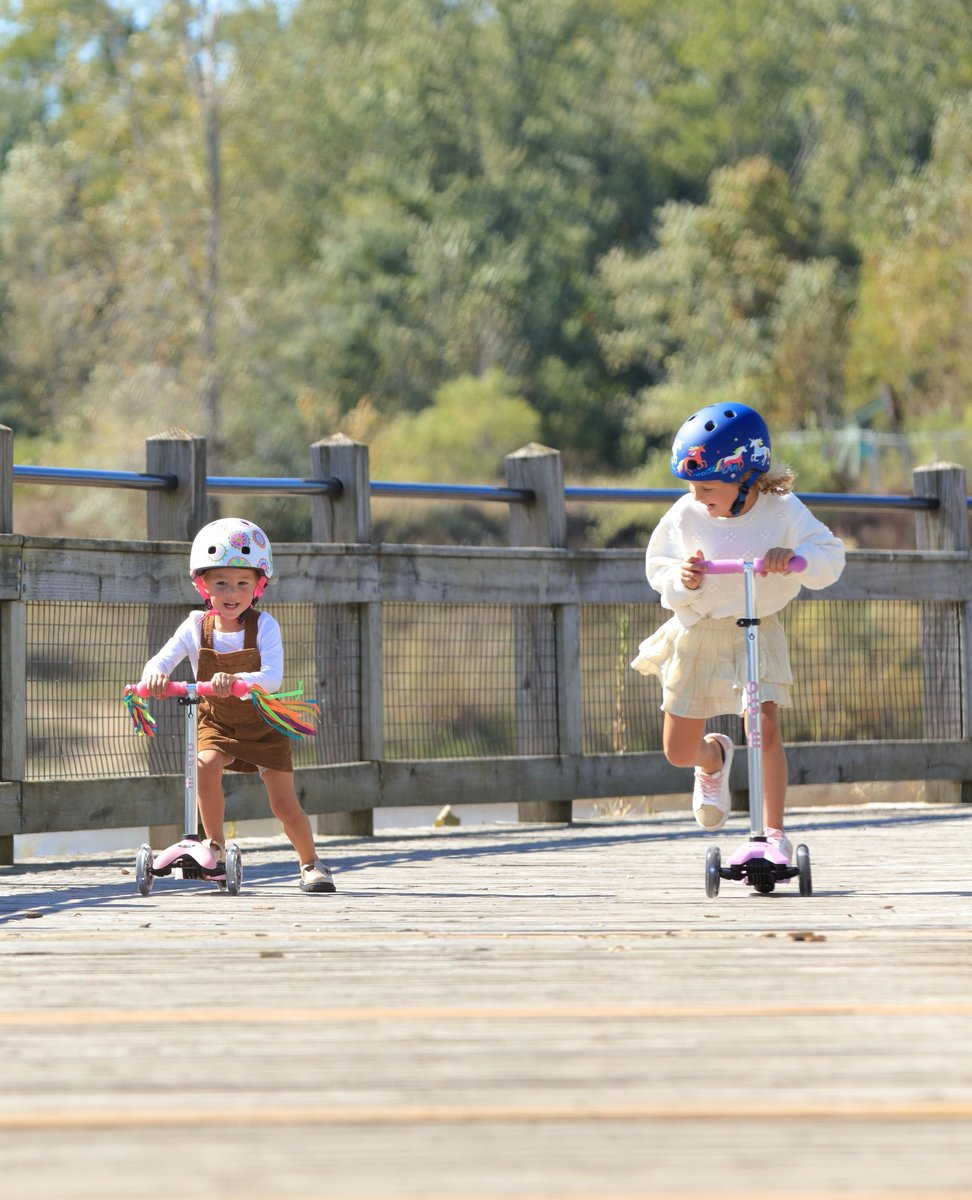 MicroKickboard's tweet image. Time to size up? Check out our helpful blog post to learn when to upgrade your child's ride to a bigger size 🛴✨️

🔗microkickboard.com/blogs/blog/whe…

#MiniScooter #MaxiScooter #MiniToMaxiScooter #GlowScooter #ScootWithMicro #MicroScooters #MicroKickboard