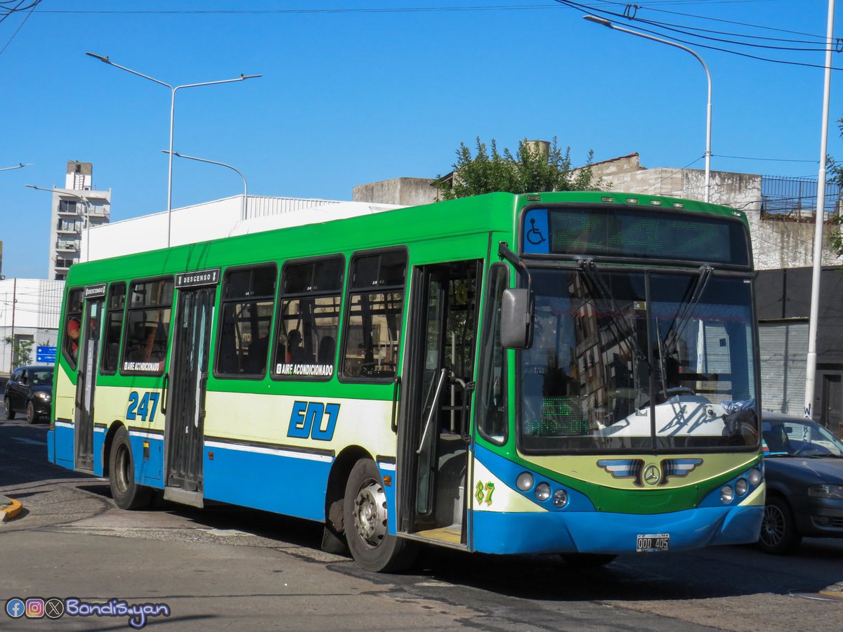 BondisYan's tweet photo. 87 de la #linea247 https://t.co/I4bcbcvOGT