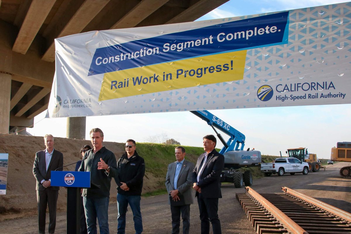 icomera's tweet photo. Sure, go ahead and first ensure the coordination of technical and operational significance to ultimately enable an interoperable system that connects #passengerrail riders to and from Las Vegas to California’s high-speed rail system in Southern California...

But, don't forget to procure an operations contract that allows for an interoperable system to be installed and maintained. 

https://t.co/6vTMA9UrPH 

#highspeedrail #connectedjourney #ITxPT