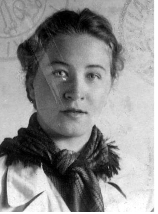 Helena Marusarz born on this day in 1918 was a Polish skier and courageous resistance fighter during World War II. 

Born in Zakopane, a town nestled in the Tatra Mountains, she quickly became one of Poland’s most accomplished skiers. 

She earned several national titles and