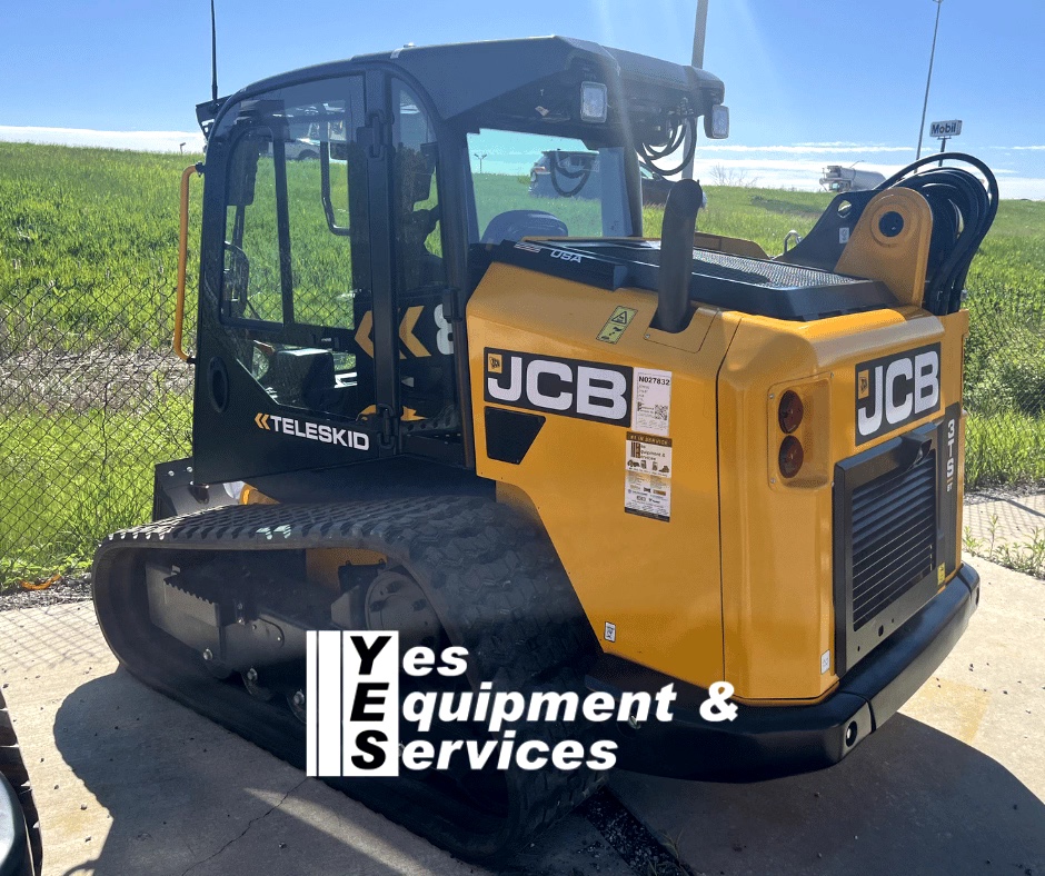 Can you imagine life before JCB introduced the first telescopic boom on a skid steer or track loader? Yeah, we don't want to think back to those days either. Enjoy the extra reach. Get the 2024 JCB 3TS-8T Teleskid Compact Tracked Loader. Learn more at bit.ly/3YMkEbH.