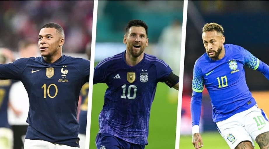 _expressfoot_'s tweet photo. Trois pays qui peuvent remporter la Coupe du monde sauf le Brésil ? 

Neymar 🎙️: « Je pense que c’est la France, l’Espagne et l’Argentine parce que l’Argentine a beaucoup de confiance. Je pense que ce sont les trois équipes en tête. Il y a aussi l’Angleterre et l’Allemagne. » 

(@TeamNey10)