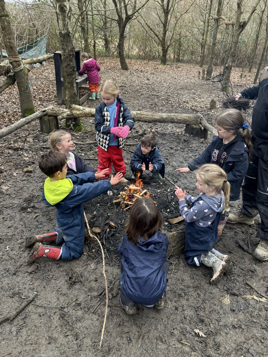 HWD_Lower's tweet photo. 1F’s first trip to Forest School this year was a success! #HazelwoodYear1 https://t.co/itUJmTV2B8