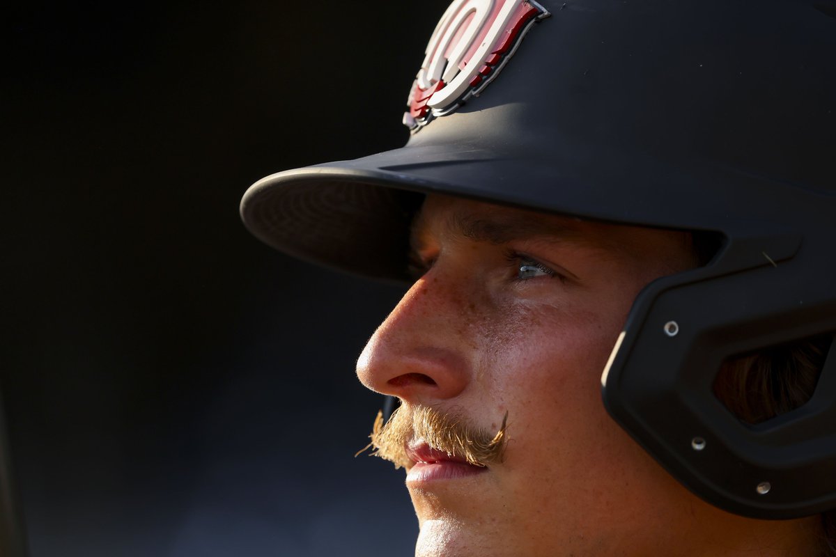 Tap, hold and load <a href="/henrybrown0912/">henry</a>’s stache in 4k 🥸