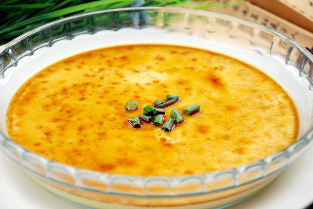 ernestaust53592's tweet photo. Lentil soup it is!  This weather calls for something warm and cozy. Plus, I've been meaning to try out this new recipe I found online.  Hopefully, it turns out as good as it looks! 

#lentilsoup #comfortfood #dinnerideas #coldweathercooking https://t.co/BYtvFazppt