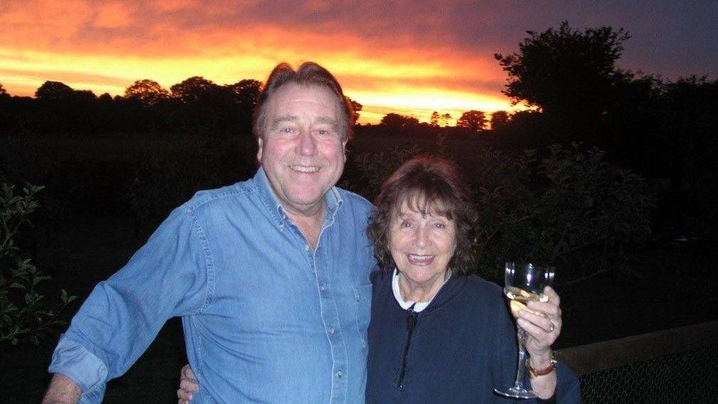 Verence71's tweet photo. @Classicbritcom Barry Deeley QC in Crown Court, retired from acting in the mid 80s to become a spiritual healer with his wife Lee (Kenny Everett's ex-wife), https://t.co/b8qzalwuId