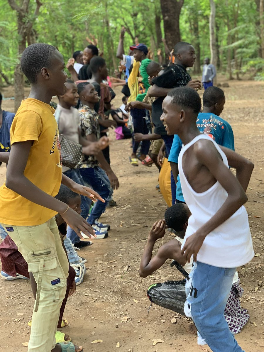 KaboreMilda's tweet photo. Les gens biens ne sont pas définis par leurs possessions, mais par leurs actions.
  Ce sont leurs gestes de bonté et leur impact sur les autres qui révèlent leur véritable valeur.
Très bon weekend à tous ☺️

#Ambassadricedusourire #engagement #humaniste https://t.co/HIvNWXOiuU