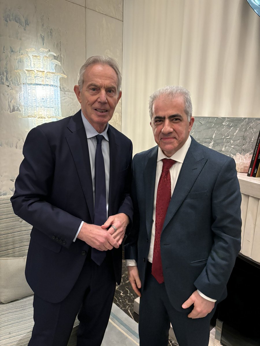 IraqPlatform's tweet photo. كان من دواعي سروري لقاء السيد رئيس وزراء بريطانيا االسابق @RBX_TonyBlair ومناقشة إمكانية مشاركته في مؤتمر العراق للطاقة. نتطلع إلى مساهمته القيمة في المؤتمر.

#المملكة_المتحدة #العراق #النفط #الغاز #البيئة #بريطانيا https://t.co/EHnraaJIcn