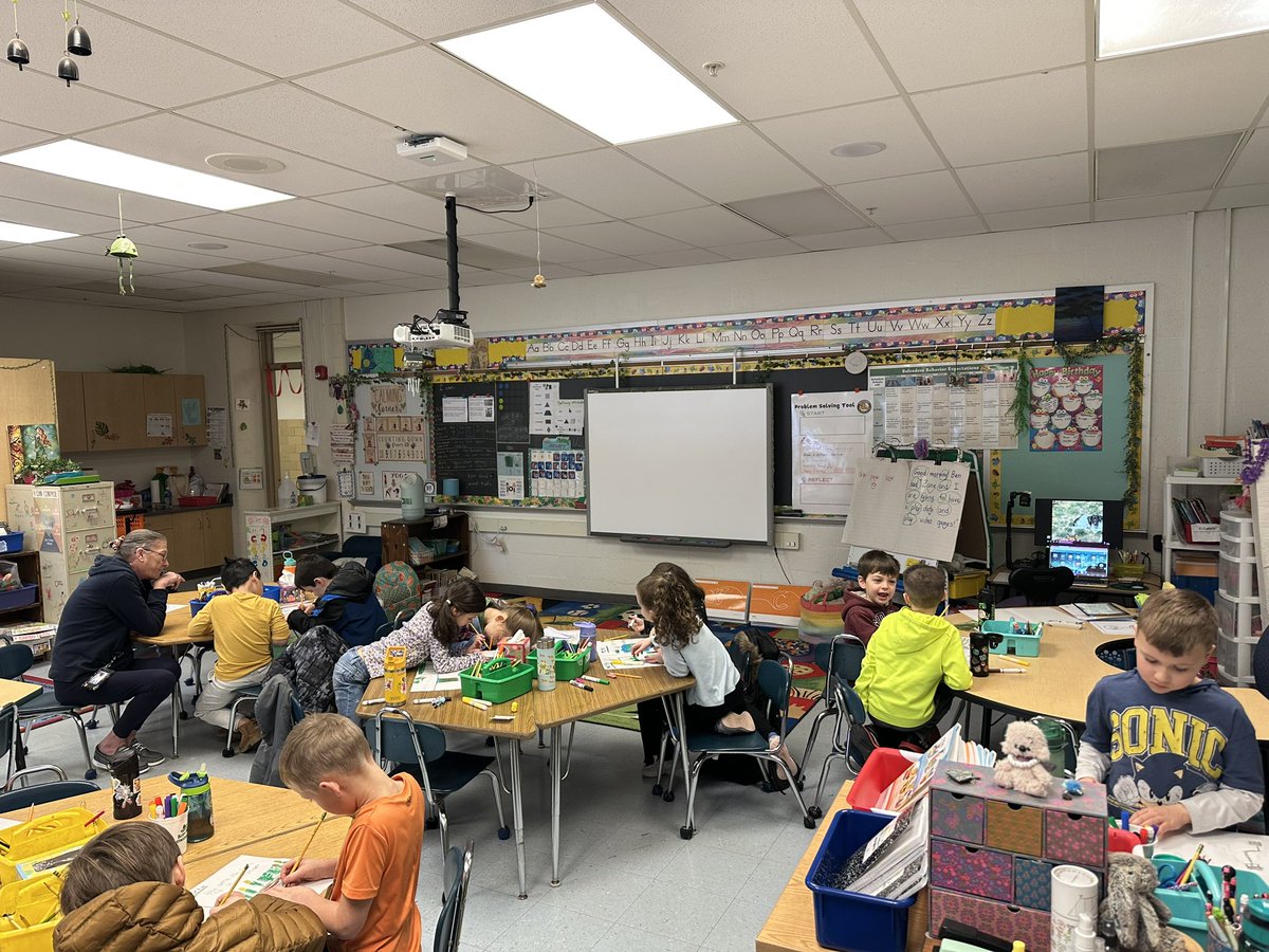 belvedereESAACP's tweet photo. Ms. Colaric’s first graders worked in partners to create informational posters about the Mayan and Aztec Civilizations. @AACountySchools @AacpSeril #belonggrowsucceed #BESJoy https://t.co/z4u34a5m7w