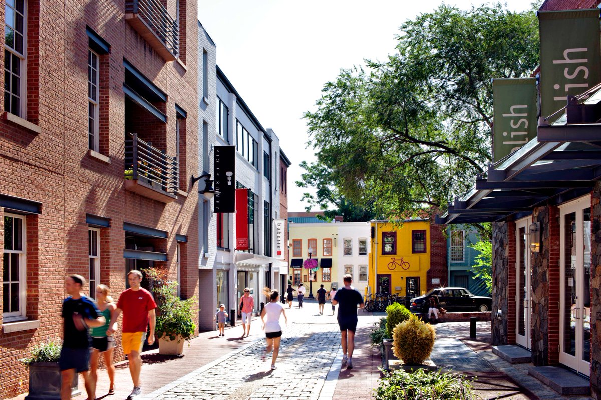 PLACEInitiativ's tweet photo. PLACE Fact Friday! 🌍💚 
Walkable neighborhoods reduce car reliance and cut emissions by up to 75%. Designing cities where work, school, and shops are close by helps create healthier, more sustainable spaces. 

Check out our website for the full resource sheet! https://t.co/p3iI7Gqvte