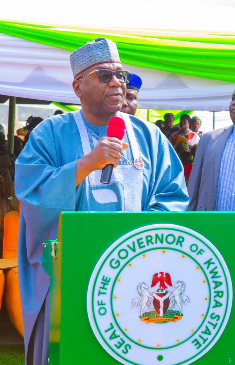 followKWSG's tweet photo. Kwara to employ 1,800 new senior class teachers

•to prioritise STEM subjects, rural areas
•applicants will write CBT, undergo drug tests https://t.co/tAK6zrOKNN