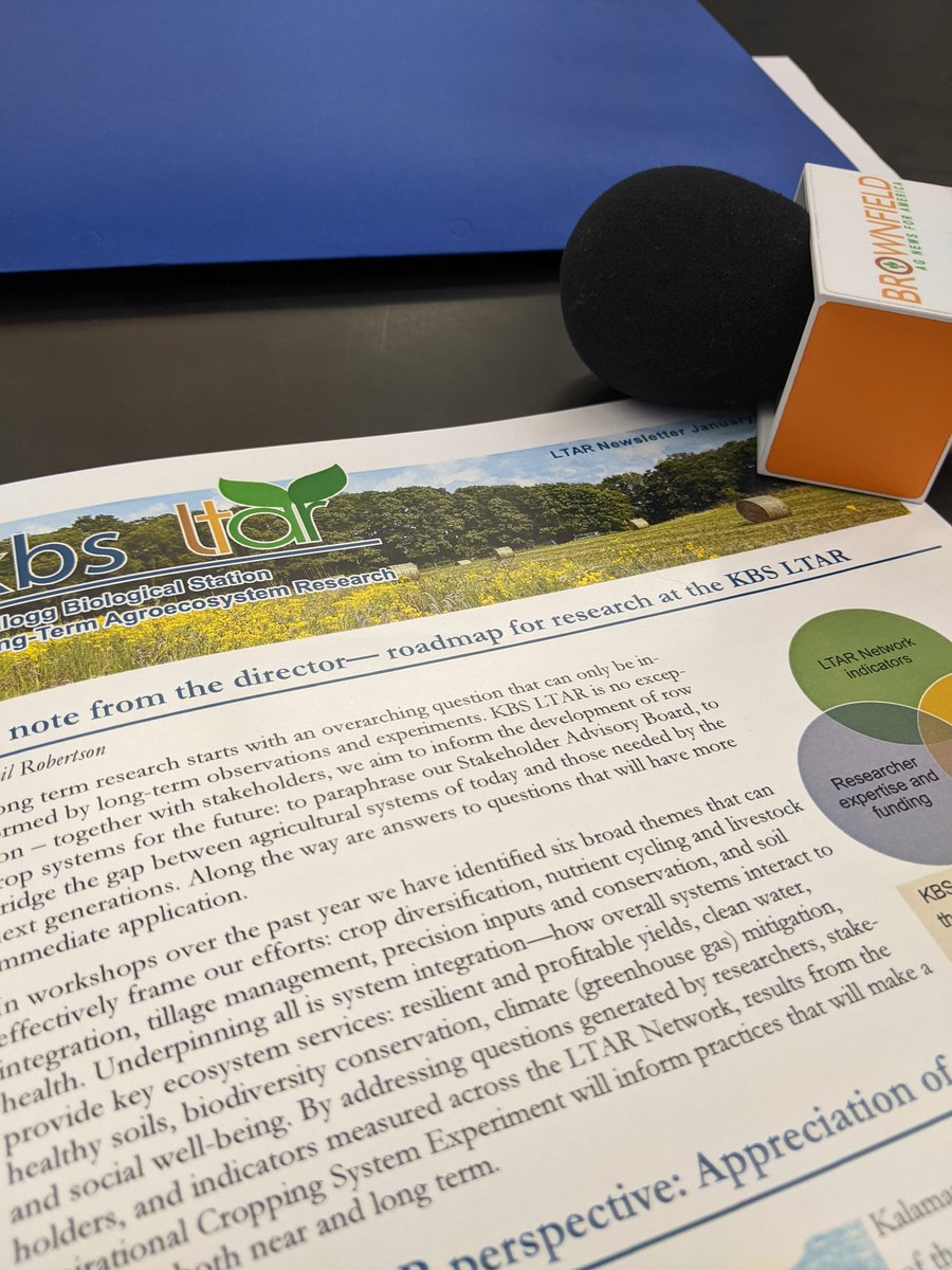 BRNAgNews_NH's tweet photo. #ontheground at @KBSLTER @KelloggBioStn Winter Summit. Following #conservation #covercrop &amp; other long-term crop #agresearch @brownfield https://t.co/o6BuvmDCTB