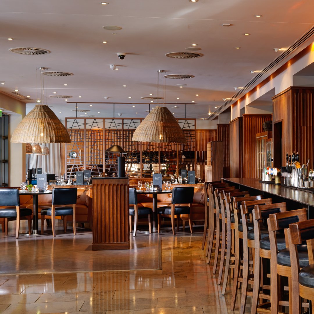 Located in the heart of Dublin, East Restaurant offers a vibrant setting with stunning views of the River Liffey, ideal for celebrating with friends and family. 

Book your table: brnw.ch/21wQ572

#Dining #Dublinrestaurant #Thespencerhotel