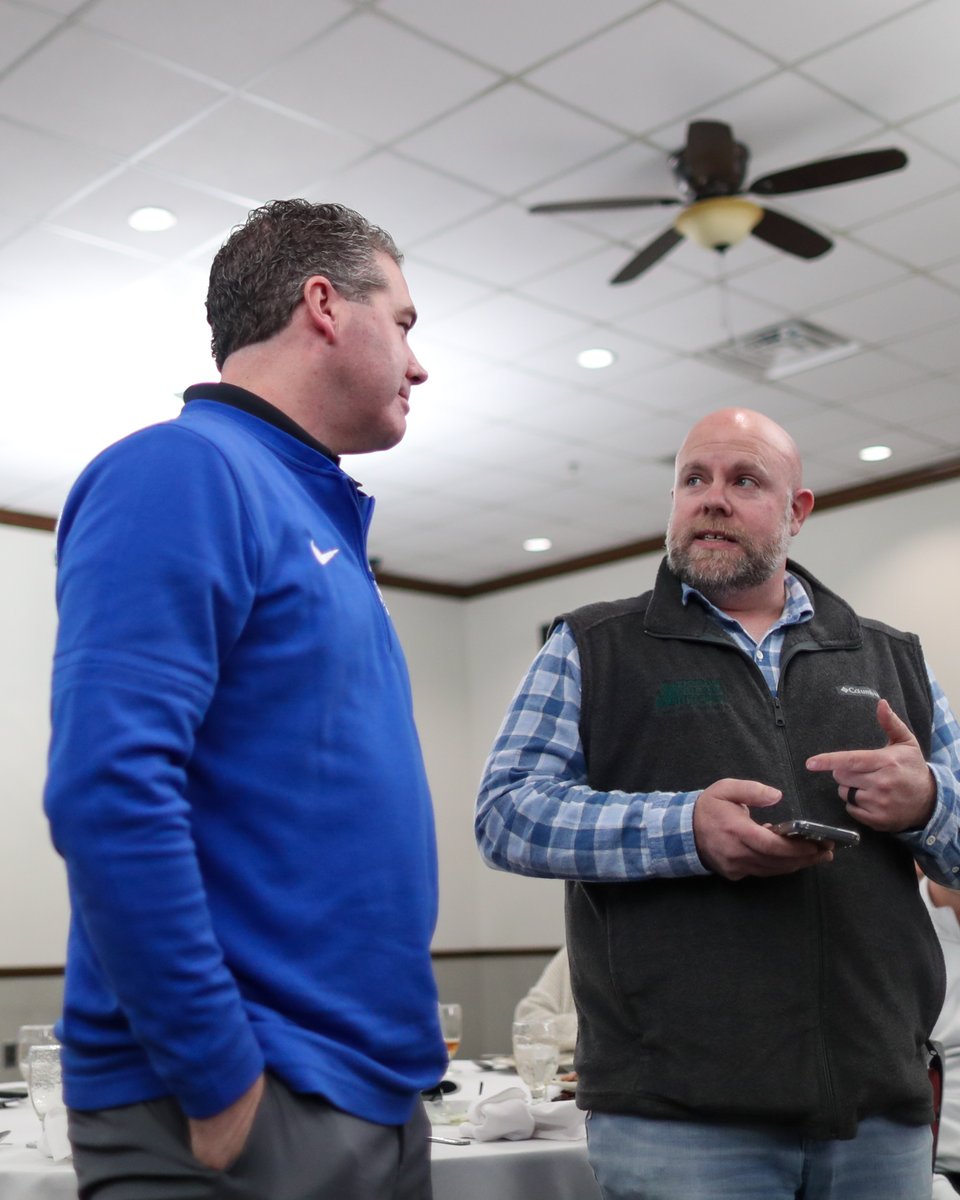 MTCoachNick's tweet image. Really enjoyed listening to ID General Warner A. Ross at yesterday's Smyrna Rotary Club meeting. Thanks to the Rotarians for having me out!