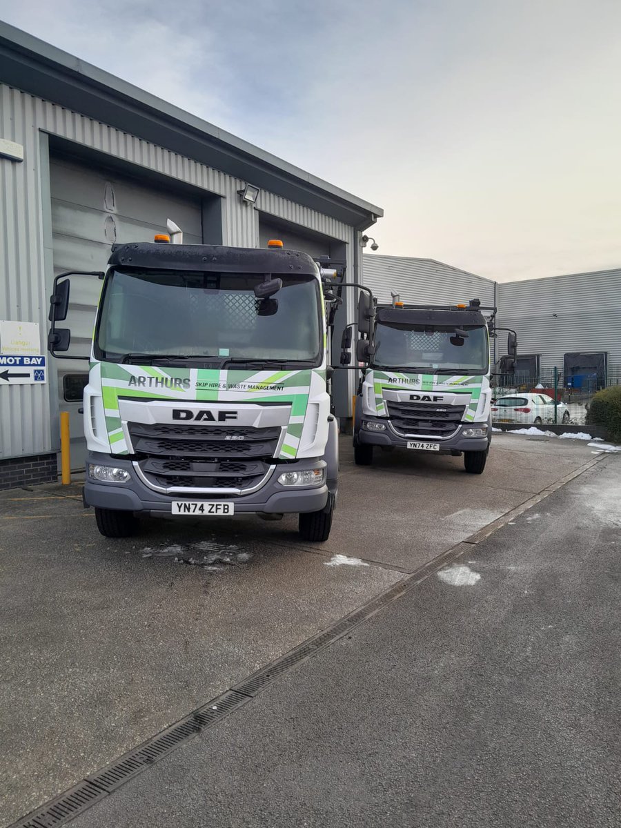 The XBs are coming in thick and fast! 🤩

Check out these two skip loaders, supplied by Ford and Slater Sheffield to Arthurs Skip Hire and Waste Management!

We can't wait to see this pair on the road! 🛣️

#DAFTrucksUK #DAFXB #NewGenerationDAF #SkipLoader #WasteManagement