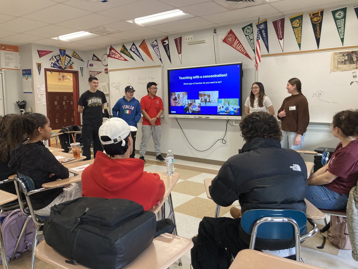 The Ossining H.S.EdPrep Academy hosted a wonderful  alumni visit! The former EdPrep students spoke to current students about their college experiences and the education courses they are enrolled in. We are so proud of these future educators. 
#Opride
<a href="/OssiningSchools/">Ossining UFSD</a>