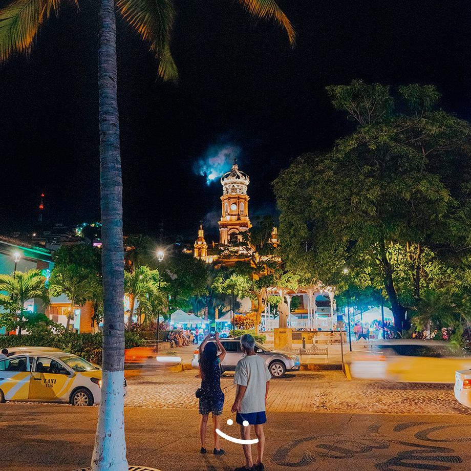 friendlyhotel's tweet photo. Vive #DifferentExperiences en #puertovallarta! 😉
Reserva WhatsApp: https://t.co/v1Uc9wd2Mf
.
.
#friendlyfun #visitmexico #love #wellness #fabuloso #friends #nature #fitness #photooftheday #family #pet #relax https://t.co/hMPdOmOlJd