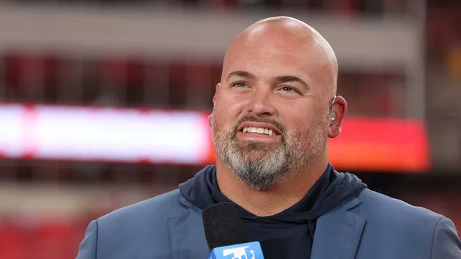 RichEisenShow's tweet photo. Today's Let's-Get-to-This-Football-Already Show:
@TomPelissero | @AndrewWhitworth | #WhatsMoreLikely
๐บ https://t.co/trL0YdEf3c
๐ป https://t.co/bRsWUfCMwt
โ๏ธ 844-204-RICH
#NFL #DivisonalRound #HOUvsKC #LARvsPHI #WASvsDET #BALvsBUF #CFBplayoff https://t.co/Rl3GtJLjDu