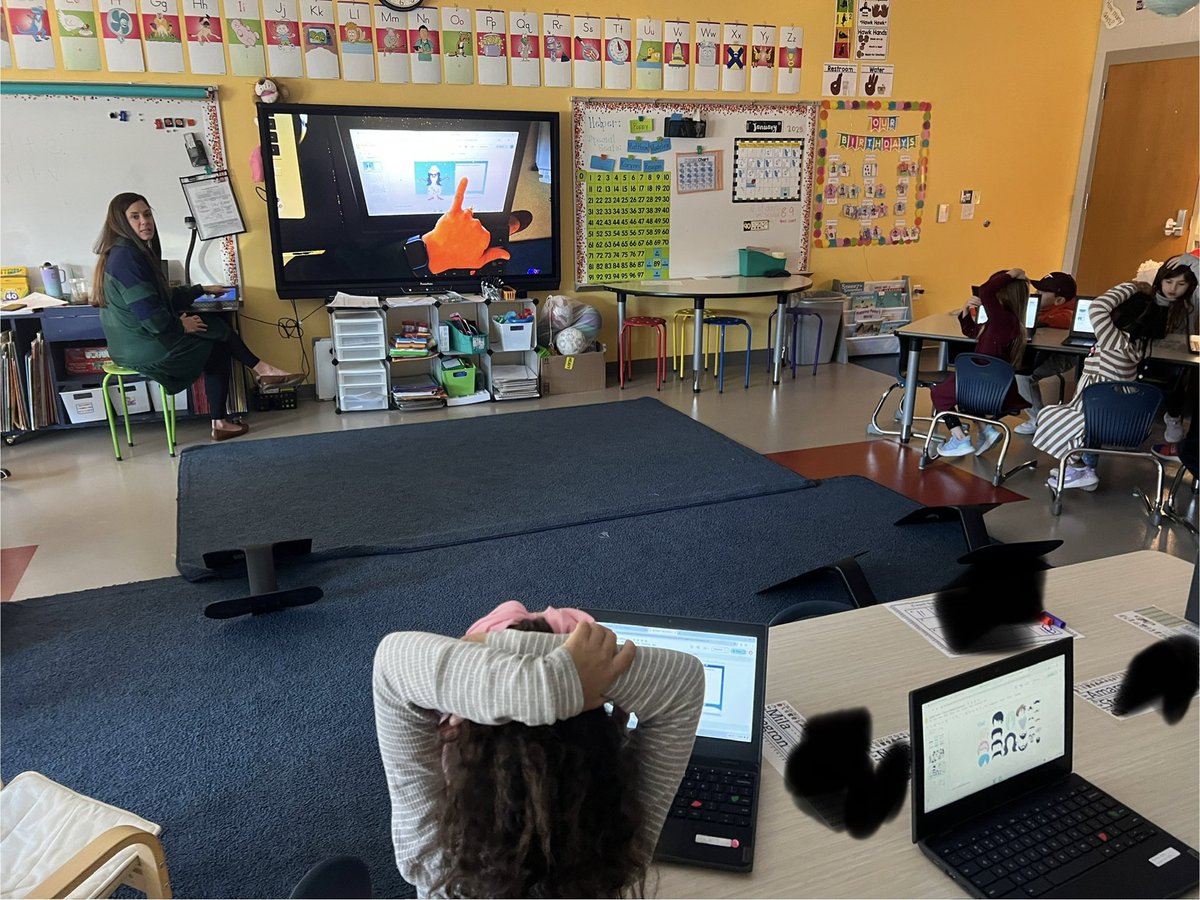 Joy Duncan (@joyduncan17) on Twitter photo Building a snowman with Kindergarten ☃️<a href="/OldHundredES/">Old Hundred Elementary School</a> @ccpsinfo #belonggrowsoartogether💙💚 Building a snowman with Kindergarten ☃️<a href="/OldHundredES/">Old Hundred Elementary School</a> @ccpsinfo #belonggrowsoartogether💙💚