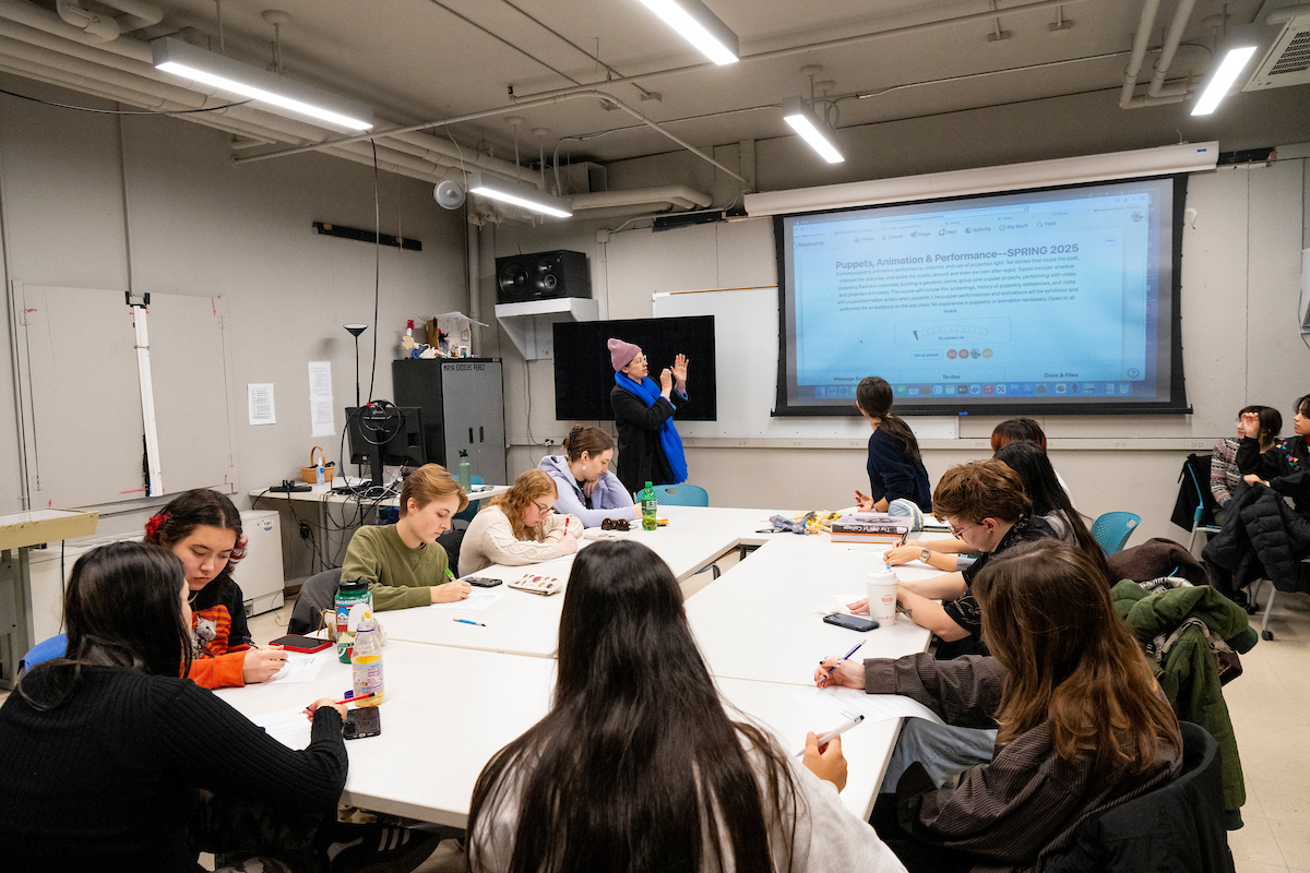 Wrapping up week one of Spring 2025! 🦏 🐘 

Photos by Alonso Nichols/Tufts University