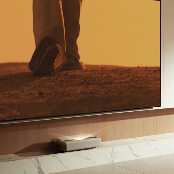 XGIMITech's tweet photo. Aura 2 — the work of art in itself, pairs exclusive art design with an advanced 0.177:1 throw ratio, giving you a stunning 100” display just centimeters from the wall.
Tap the link in bio.
#XGIMI #XGIMITech #Aura 2 #4K #laserprojector #ultrashortthrow https://t.co/K7X39Ny78A