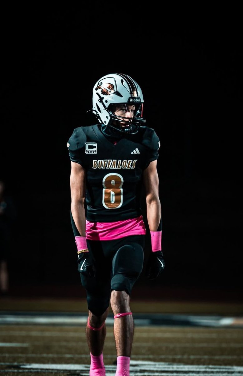 S/O to ‘26 corner @cleveland6_ made 100% of Workouts at <a href="/C4SportOklahoma/">C4 SportsPerformance</a>  driving from Mcalester Plus Got his Younger Brother Here to his.

22’6 Long Jumper + Rare Athleticism 
 &amp; Willingness to do more.

will be a Next level DUDE 

#C4Family
#RecruitTEXOMA