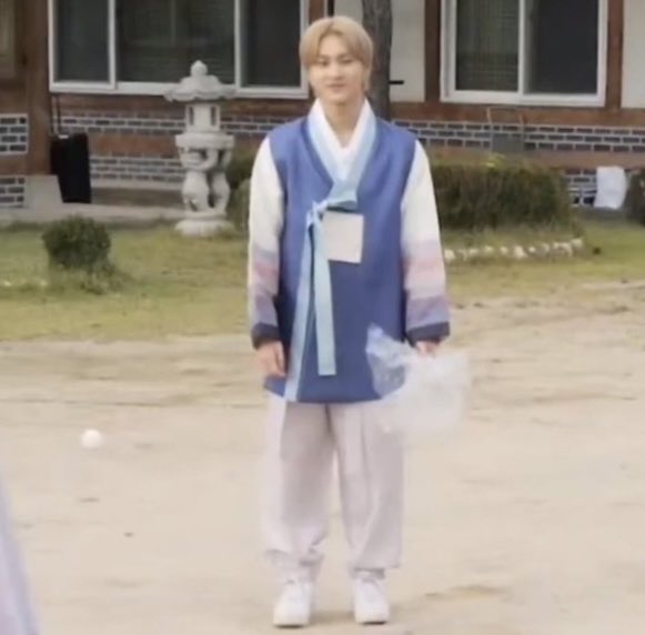 🐈 ; bingung mau ngapaiin ..