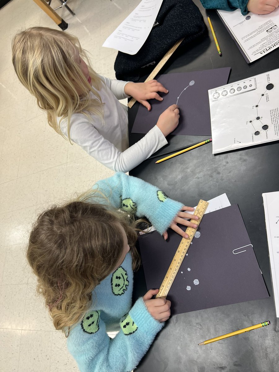 Nicole Patchett (@nicoleepatchett) on Twitter photo Science Lab was OUT OF THIS WORLD 🌎 as we learned about space, earth, the moon and sun! 🚀 Thank you to all our parent volunteers 💚 <a href="/CrabappleColts/">Crabapple Crossing Elementary</a> #CCESColts Science Lab was OUT OF THIS WORLD 🌎 as we learned about space, earth, the moon and sun! 🚀 Thank you to all our parent volunteers 💚 <a href="/CrabappleColts/">Crabapple Crossing Elementary</a> #CCESColts