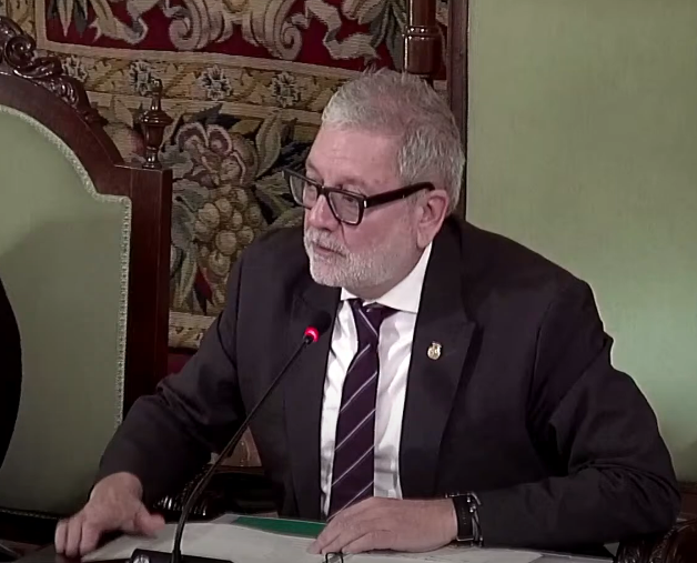 comudelleida tweet media