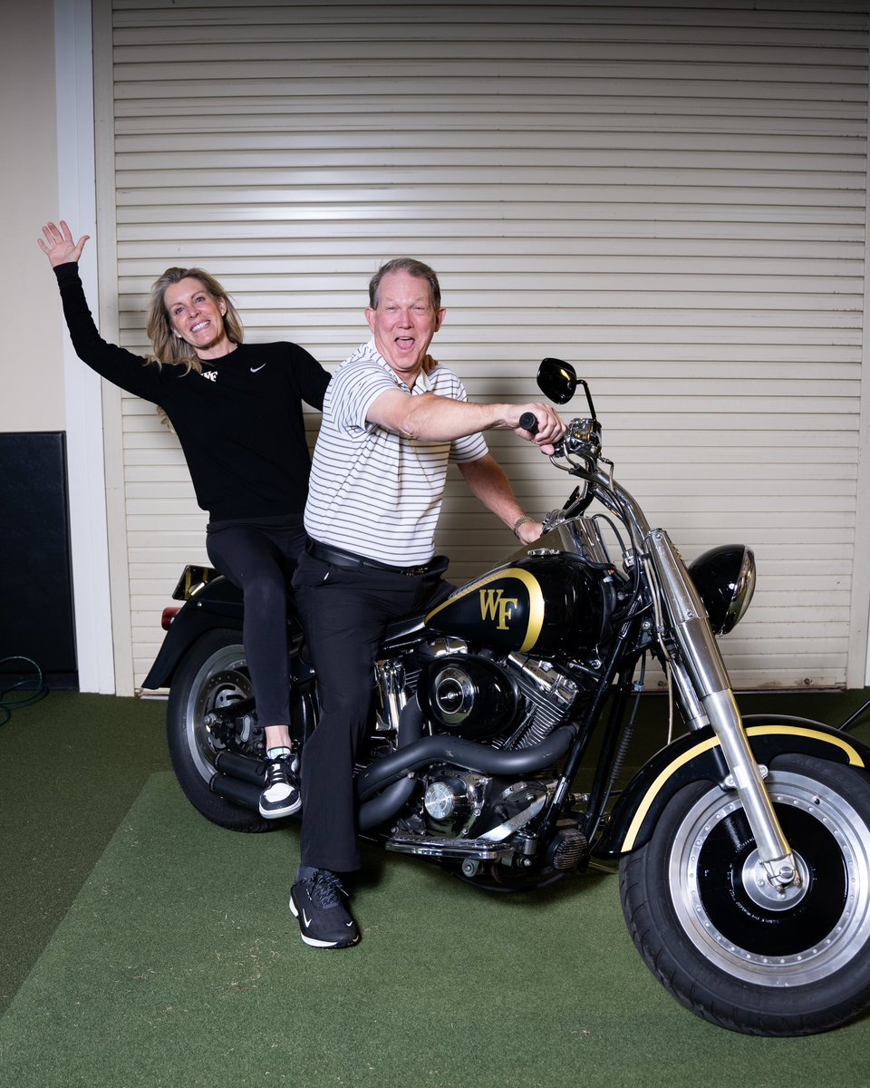 WakeMGolf's tweet image. Riding into the 2025 season🔥